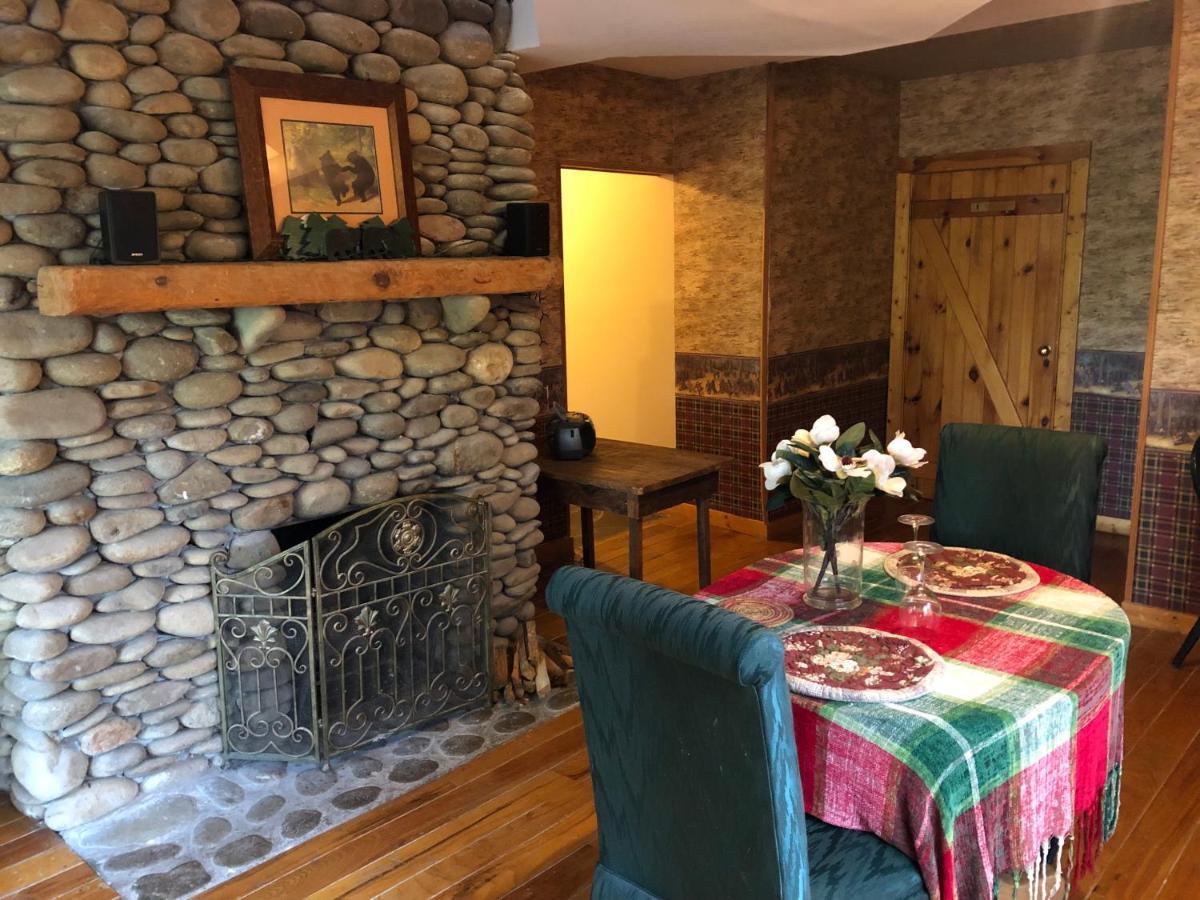 Smokies Bed And Breakfast - Evergreen Cottage Inn Pigeon Forge Εξωτερικό φωτογραφία