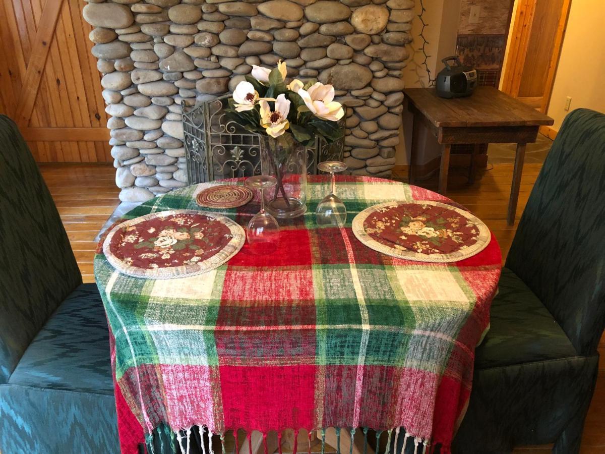 Smokies Bed And Breakfast - Evergreen Cottage Inn Pigeon Forge Εξωτερικό φωτογραφία