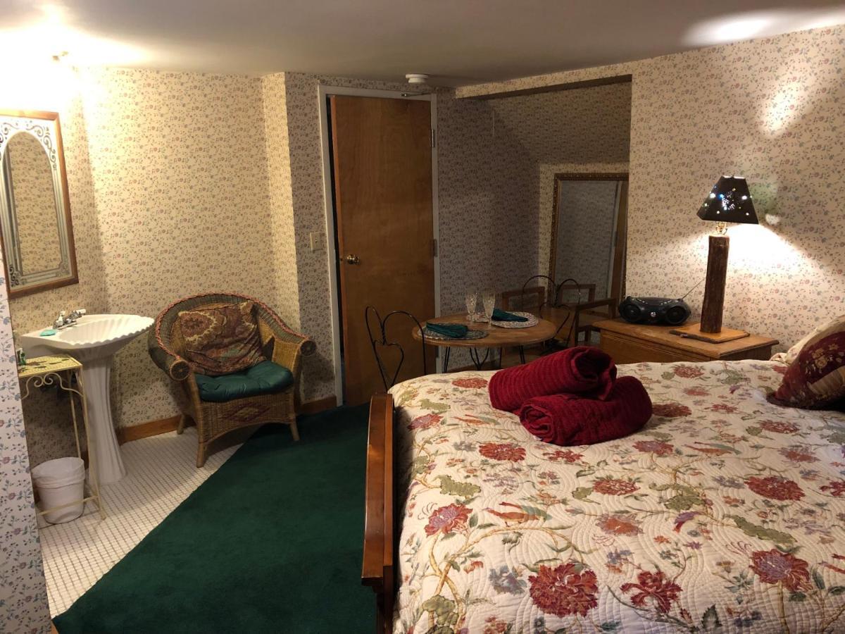 Smokies Bed And Breakfast - Evergreen Cottage Inn Pigeon Forge Εξωτερικό φωτογραφία